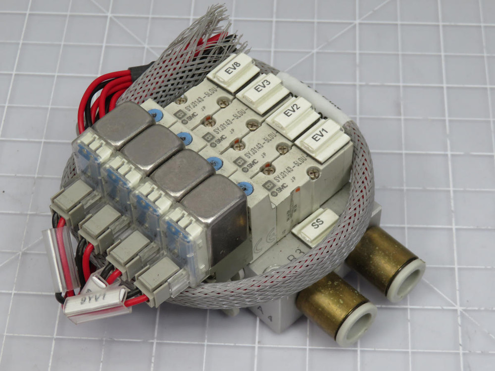 SMC  SS5YJ3-S41-04-I067  Solenoid Valve Assembly  For Sale