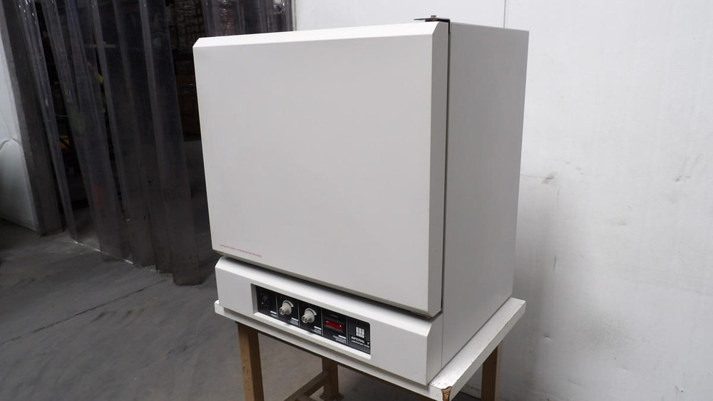 Lab-Line Instruments  3478M  Imperial V Laboratory Air Flow Oven  For Sale
