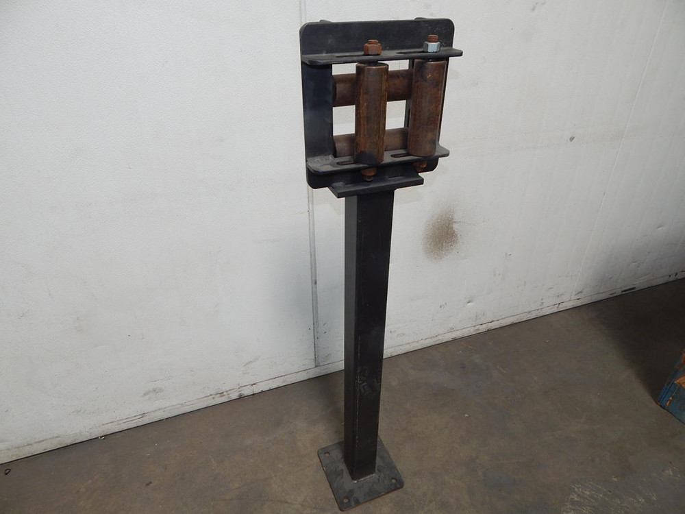 Roll Support for Metal Cutter  For Sale