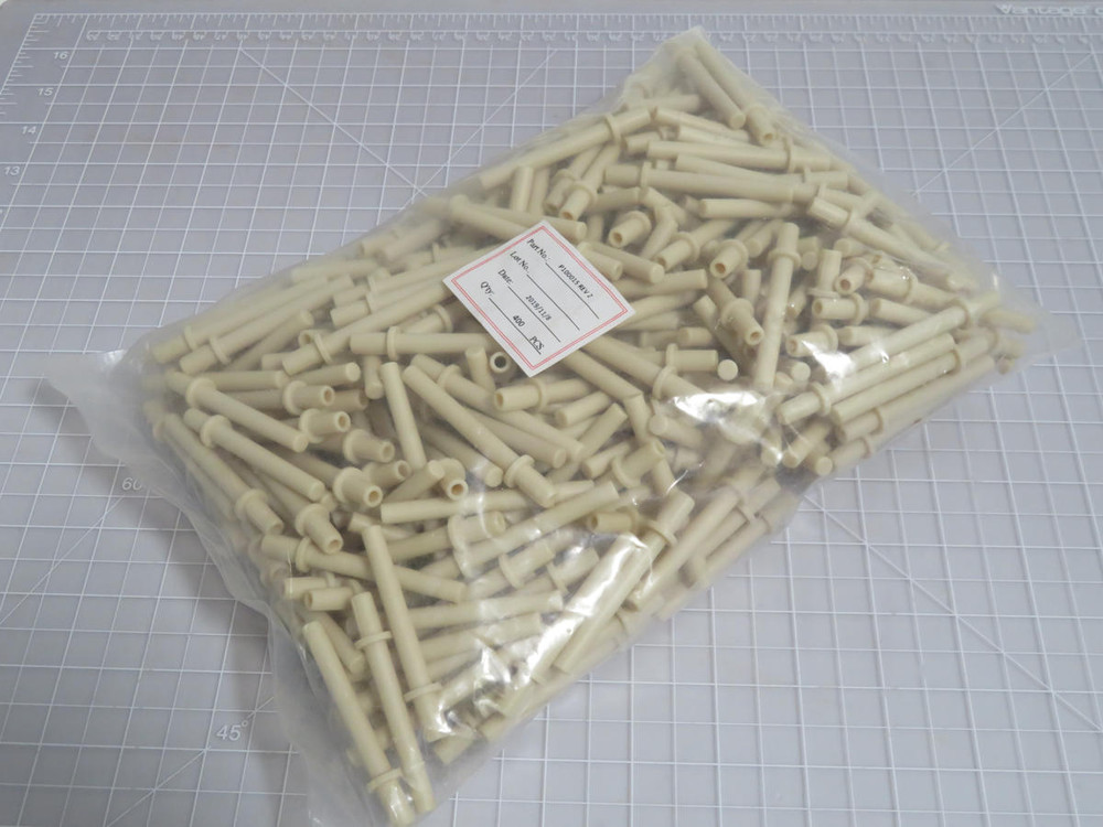 Lot of 400   P100015 REV 2  Plastic Parts  For Sale