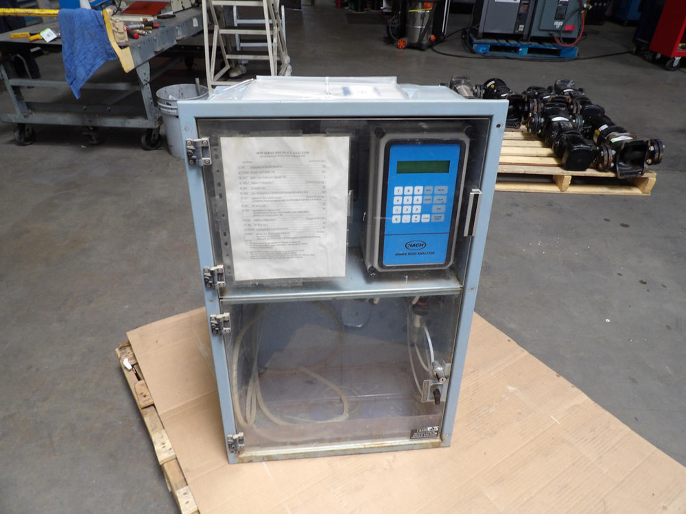 HACH  Series 5000 Model 50000  Silica Analyzer  For Sale
