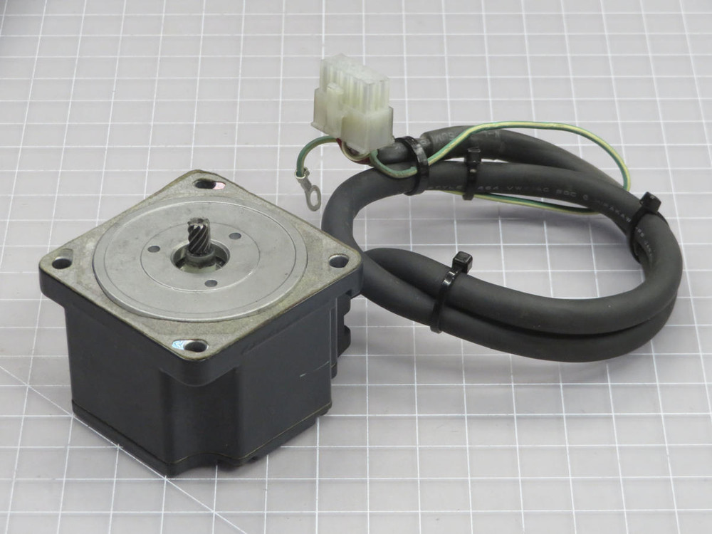 Oriental   AXUM210-GN  Brushless DC Motor  For Sale