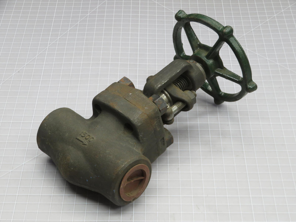 Newco 215S-FS2 Globe Valve 1" 3705 PSI @ 100ÃÂ¦ÃÂÃÂ³F For Sale