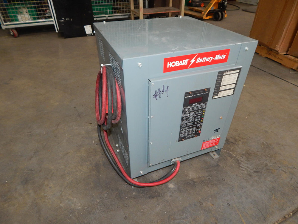 HOBART 880H3-12C FORKLIFT BATTERY CHARGER 24V 150AMP M4072