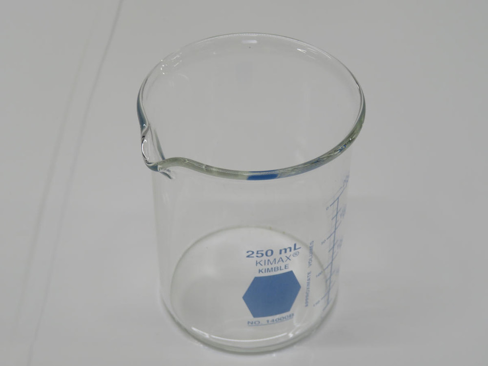 LOT OF 12 KIMBLE 14000B-250 GLASS LOW FORM GRIFFIN BEAKER T211594