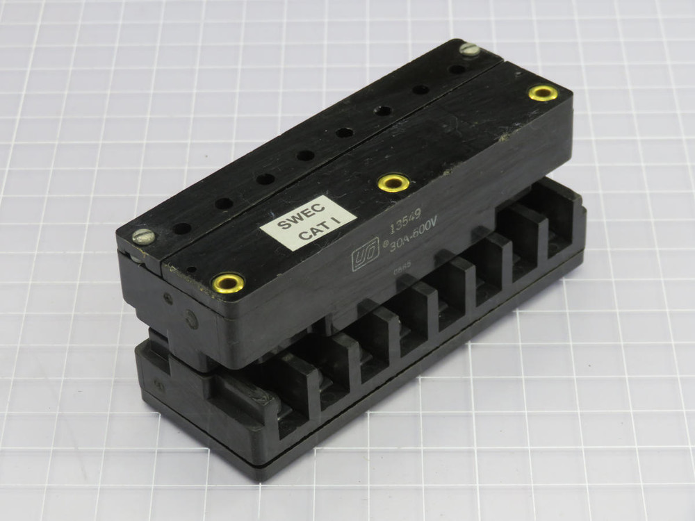 13549 FIBER OPTIC PATCH PANEL T212064