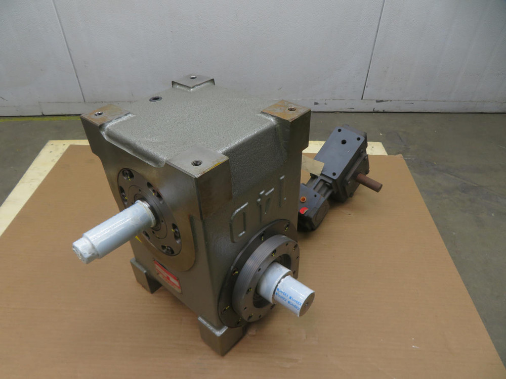 Hub City  0220-66955 2104 LA-R Worm Gear Speed Reducer 200/1  For Sale