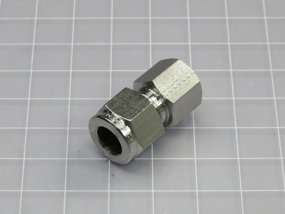 Lot of 5  PARKER  6FSC2N-316  FITTING  For Sale