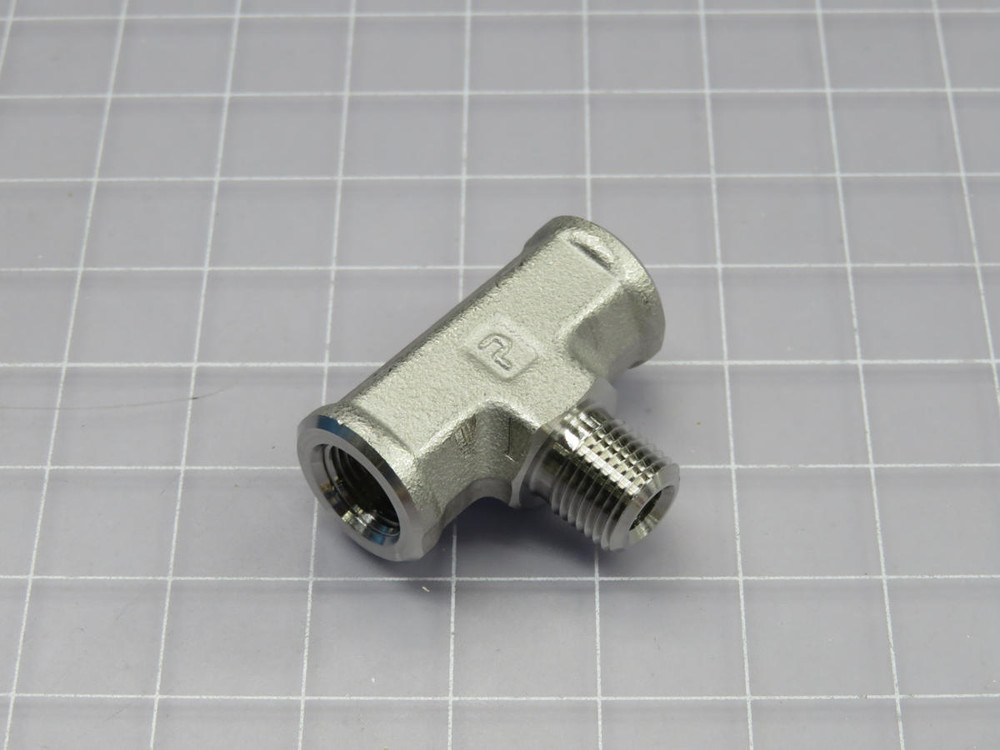 Lot of 5  PARKER  1250475  FITTING  For Sale