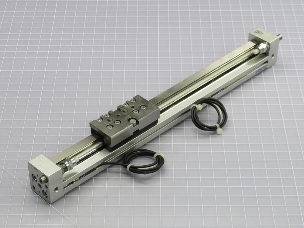 FESTO  DGC-12-200-KF-YSR-A  PNEUMATIC ACTUATOR  For Sale