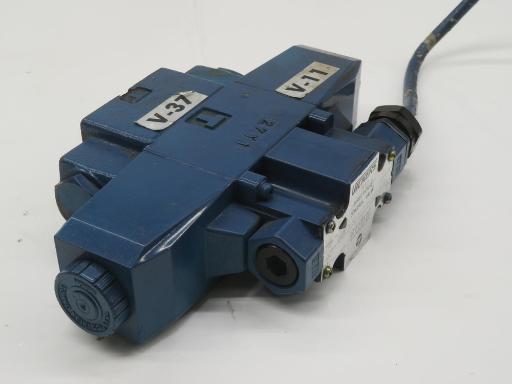 VICKERS  DG4V-3-6C-M-P7-H-7-50-JA100  DIRECTIONAL CONTROL VALVE  For Sale
