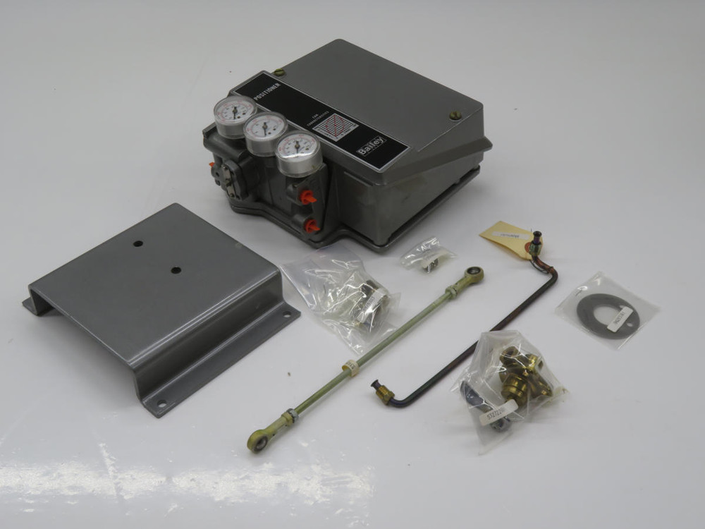 BAILEY  AP29200G 6685-00-775-8843 PNEUMATIC VALVE POSITIONER  For Sale