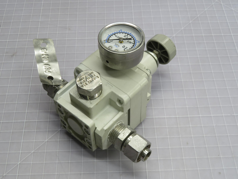 SMC  IR3000-N04  PRECISION REGULATOR  For Sale
