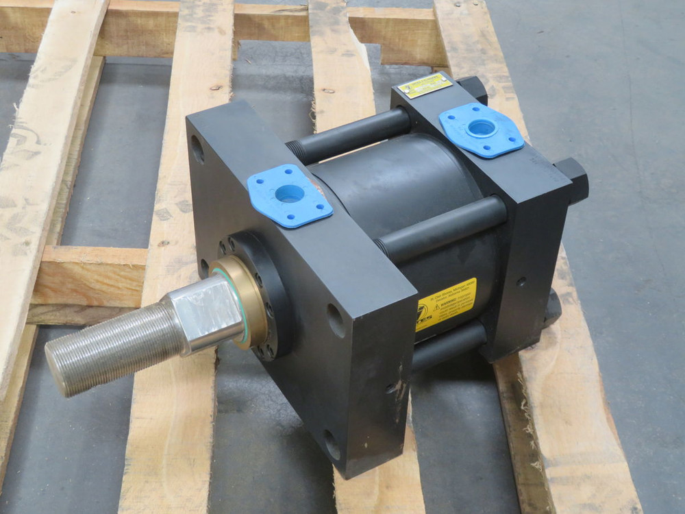 YATES CYLINDERS    HYDRAULIC CYLINDER BORE  For Sale