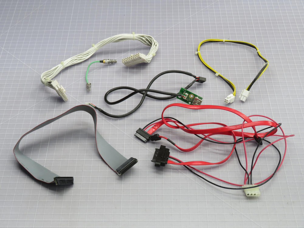 Tektronix    Set Of Interconnection Cable for DSA8200  For Sale