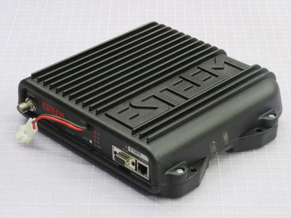 ESTEEM  192E  WIRELESS ETHERNET SWITCH  For Sale