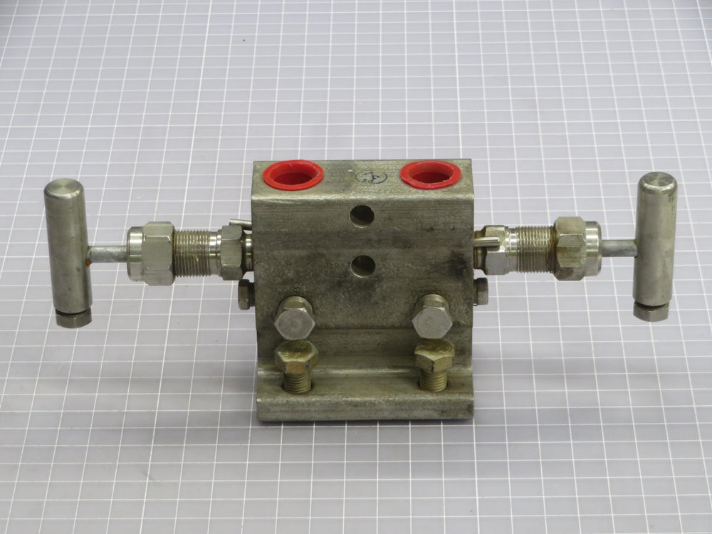 ANDERSON GREENWOOD M4 THS-4-P MANIFOLD VALVE T241602