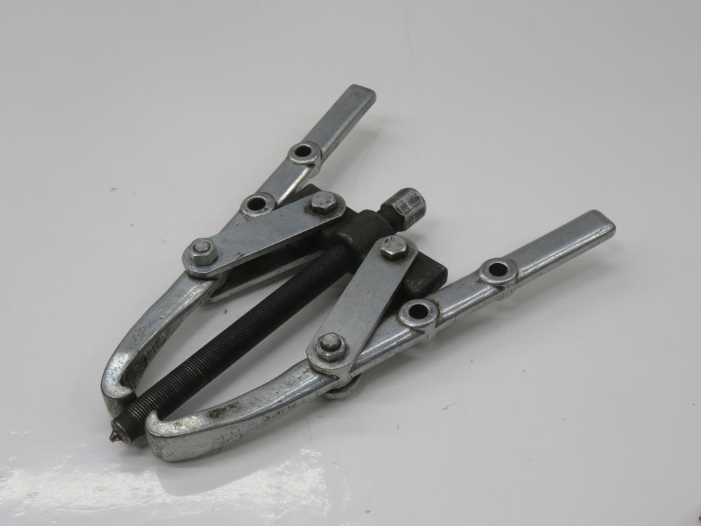 ARMSTRONG  1002-A    For Sale