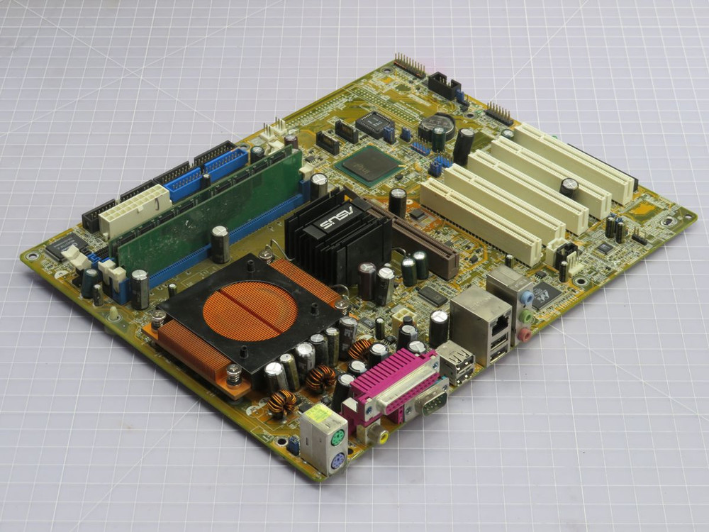 ASUS  P4P800 SE    For Sale