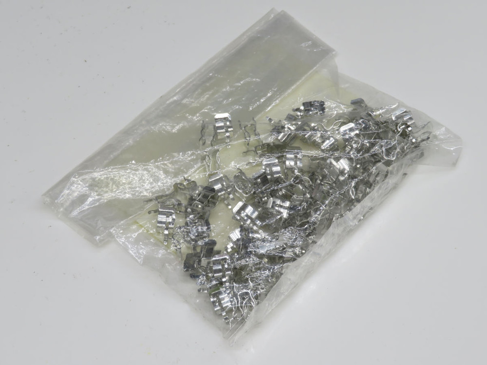 Lot of 100   FUS000002    For Sale