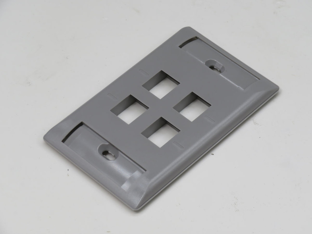 Lot of 150 COMMSCOPE  2111003-4    For Sale