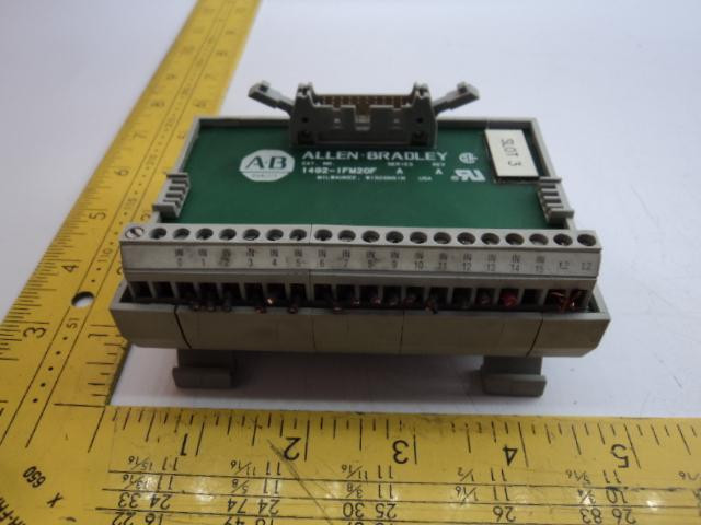 ALLEN-BRADLEY 1492-IFM20F 20-POINT FEED- THROUGH DIGITAL IFM T18970