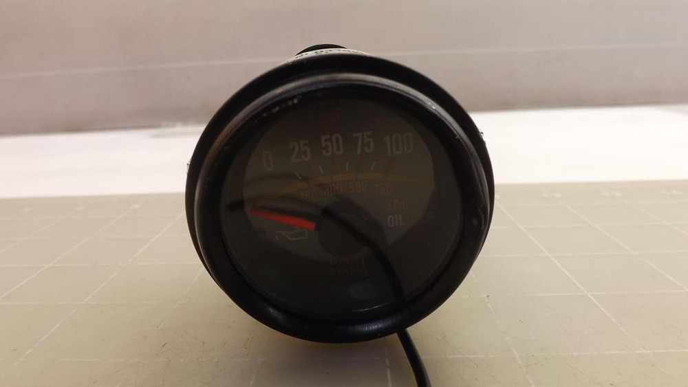 STEWART WARNER 463P 24V.NEG.GND. 7K-13-11 OIL PRESSURE GAUGE T28714