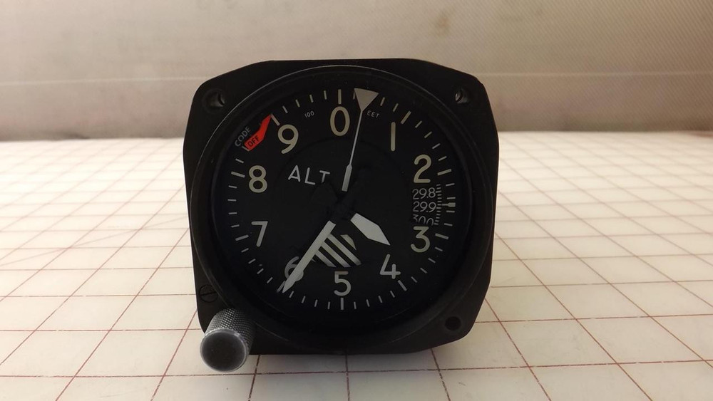 INTERCONTINENTAL DYNAMICS 571-25005-042 ENCODING ALTIMETER T30641