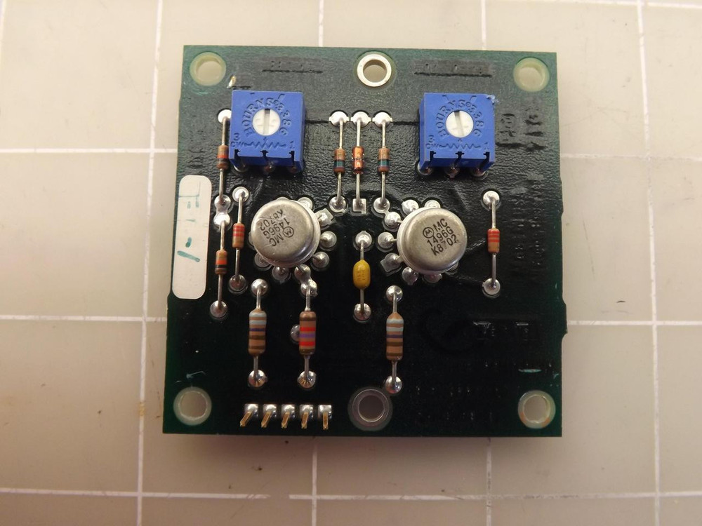 LOT OF 4 TEKTRONIX GA-8306-01 670-8000-00 DYNAMIC CENTERING BOARD T46895