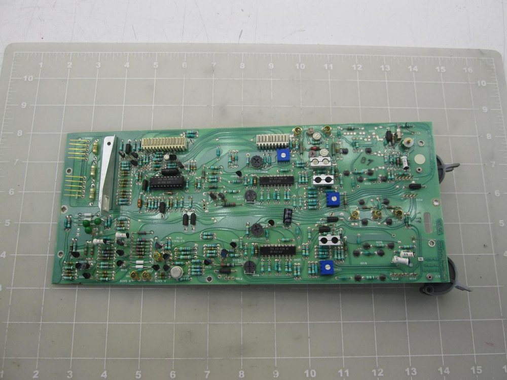 TEKTRONIX 670-6373-02 GD-6846-01 TRIGGER BOARD T46548