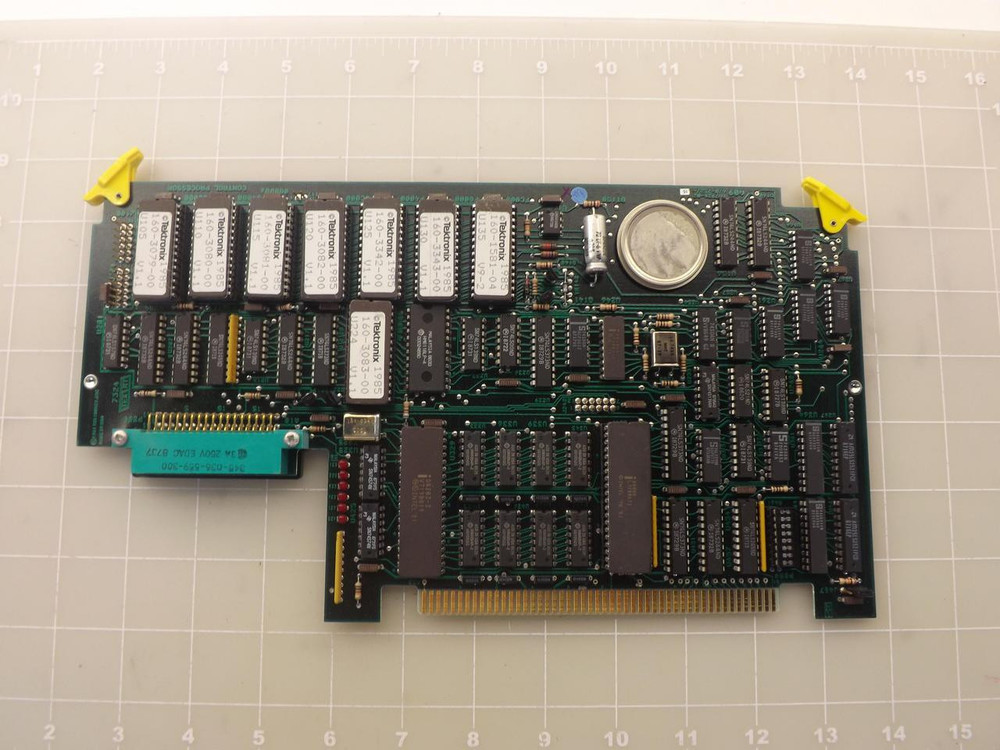 TEKTRONIX YA7924-02 670-7527-15 CONTROL PROCESSOR BOARD T48123