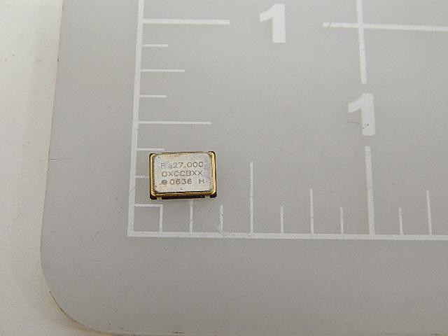 LOT OF 975 PRECISION DEVICES 100416 4776 OC7E27000XCCBXX OSCILLATOR 27.0 MHZ T58194