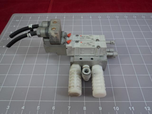 2 SMC SY5140-5DZE SOLENOID VALVE LOT T12230