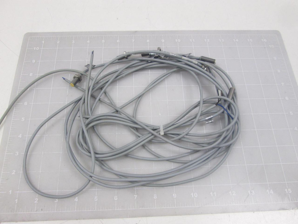 LOT OF 6 TURCK 4669140 PROXIMITY SENSORS T64472