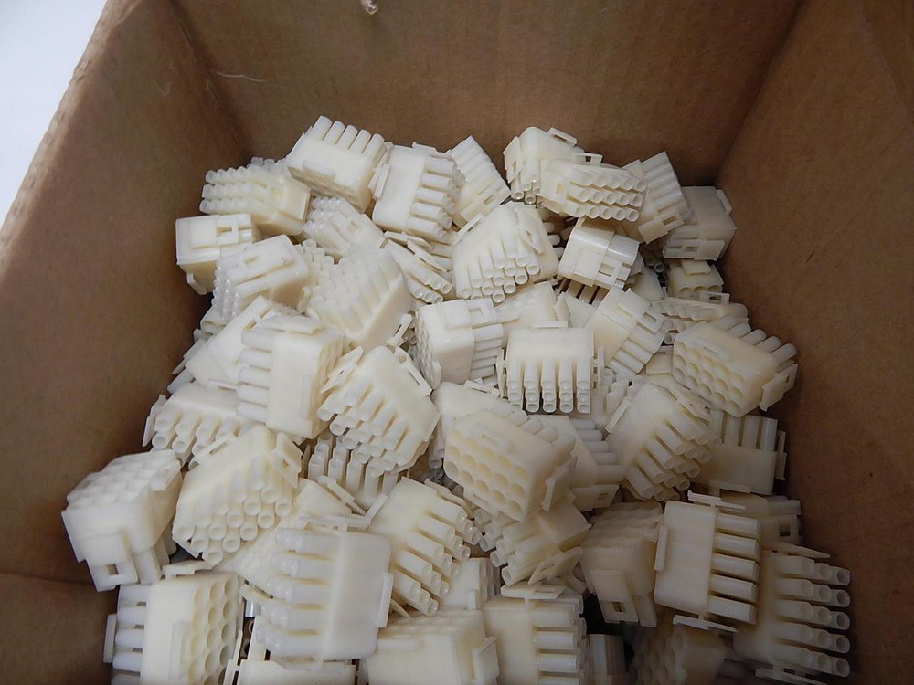 LOT OF 259 33C-5000 CONNECTOR PLUG T64399