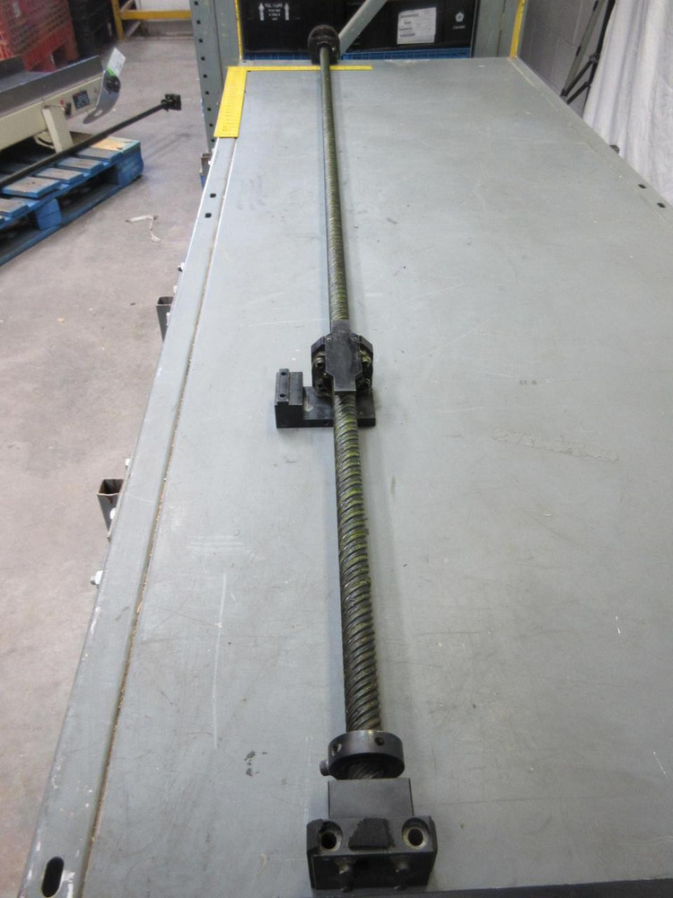 NSK 2550 BALLSCREW BEARING W/ 82" RAIL T65855