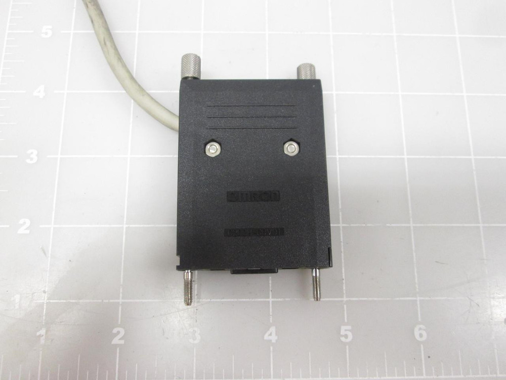 OMRON C200H-C0V01 CONNECTOR MODULE T67917
