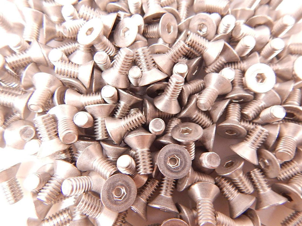 LOT OF 125 AEROIND MS24671-13 HEXAGON SOCKET FLAT HEAD CAP SCREWS T71690