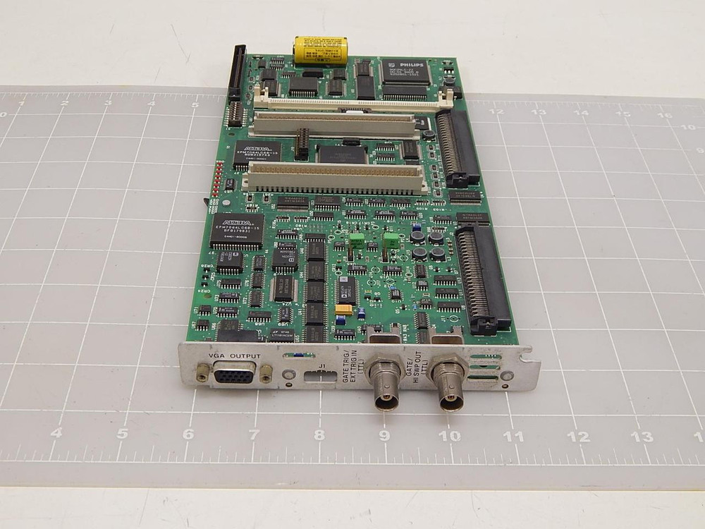 HP HEWLETT PACKARD E4401-60006 CIRCUIT BOARD T71646