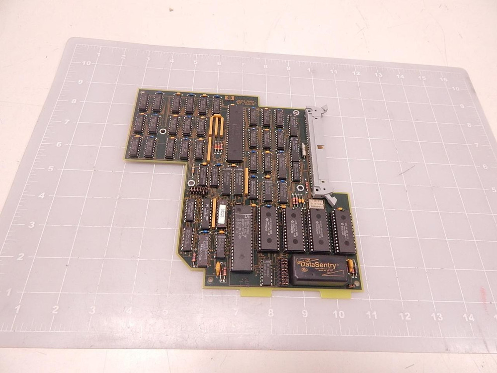 HP HEWLETT PACKARD 04952-60004 CIRCUIT BOARD T77391