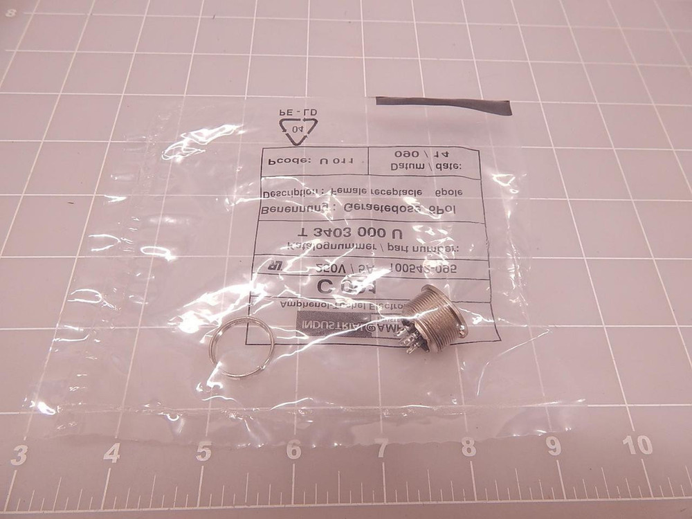 AMPHENOL TUCHEL C 091 T3403 000 U CIRCULAR DIN CONNECTORS 6 DIN PANEL FEMALE T80809