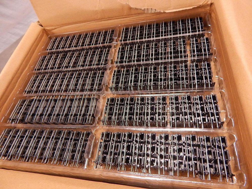 LOT OF 500 MORNING STAR ELECTRONIC 0100 MSP-226V18-14 GI LT PPO RCA PLUG FEMALE CONNECTOR T83595