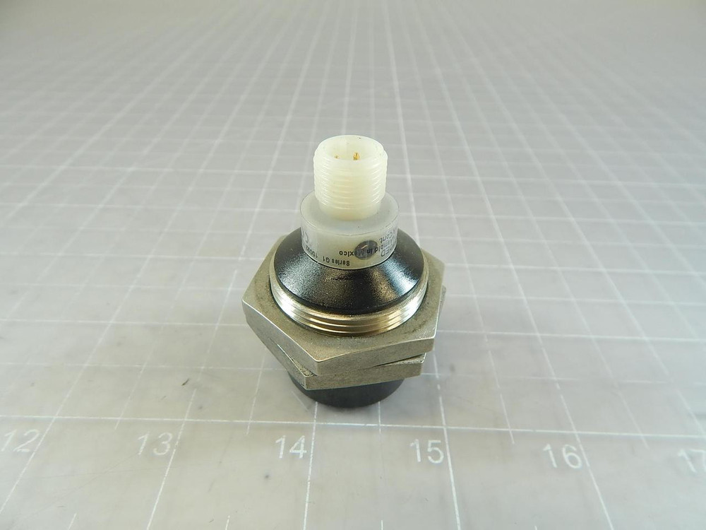 Eaton E57SAL30T110ED Inductive Proximity Switch T99276 For Sale