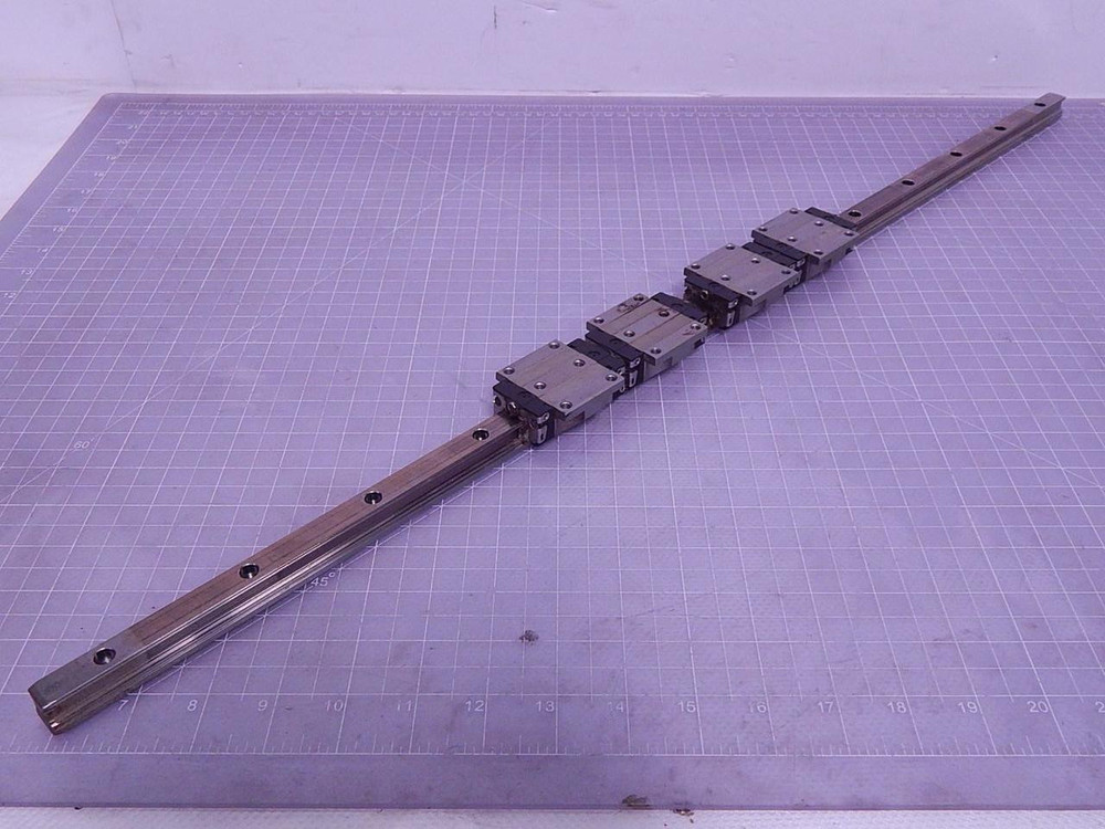 Rexroth R165111120 Slide Bearings w/ 30 1/2 In Rail T117056 For Sale