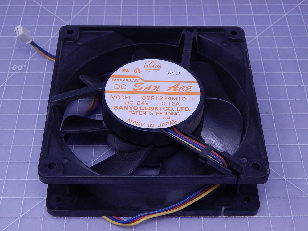 Sanyo Denki I09RI224MI0II    DC SAN Ace FAN For Sale