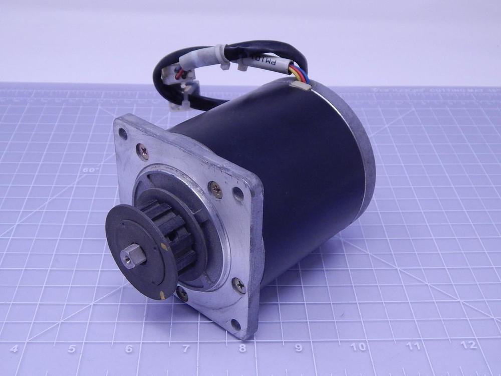 Sanyo Denki 103-8572-7041    Step-Syn Stepping Motor 0.75 A 0.72 DEG/STEP For Sale