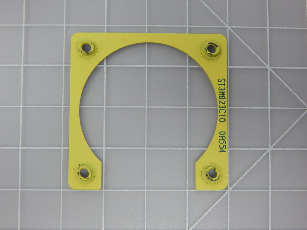 Lot of 26  ST3M823C10    MIL SPEC Nutplate For Sale