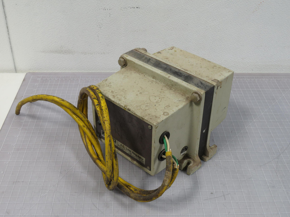 Staco EVR312101  AC Line Regulator 9 A 1 KVA For Sale