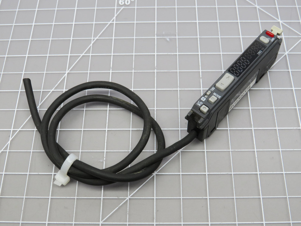 Keyence FS-V31  Fiber Optic Sensor Amplifier For Sale
