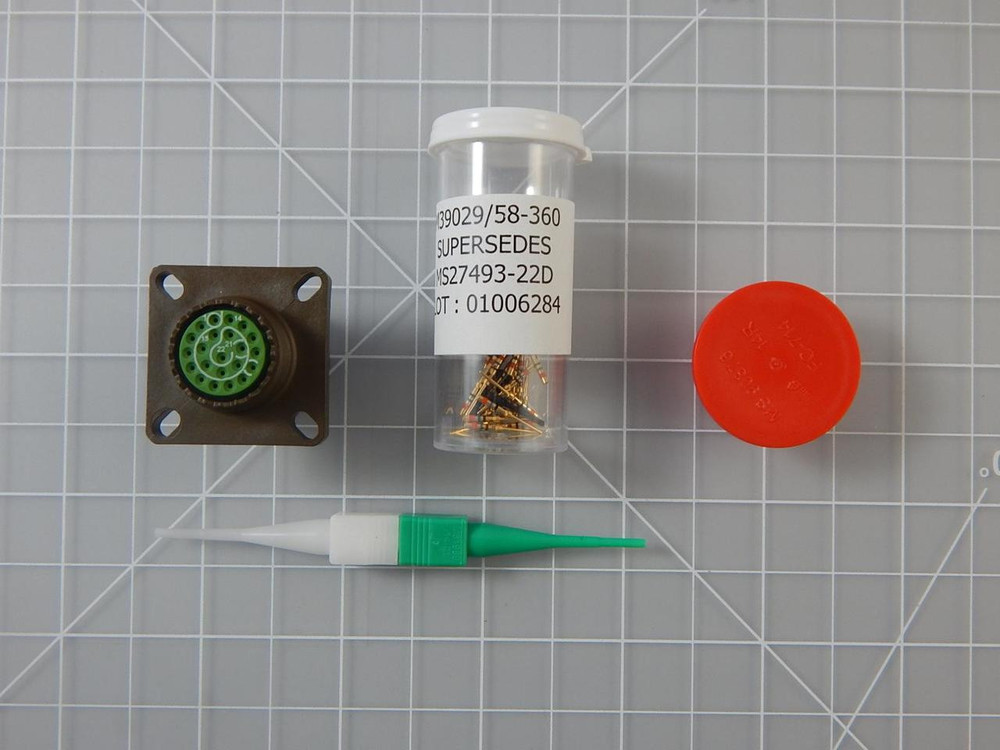 Souriau D38999/20JC35PA    Circular MIL Spec Connector  22 P Sz 13 Recpt w/ Circular MIL Spec Contacts For Sale